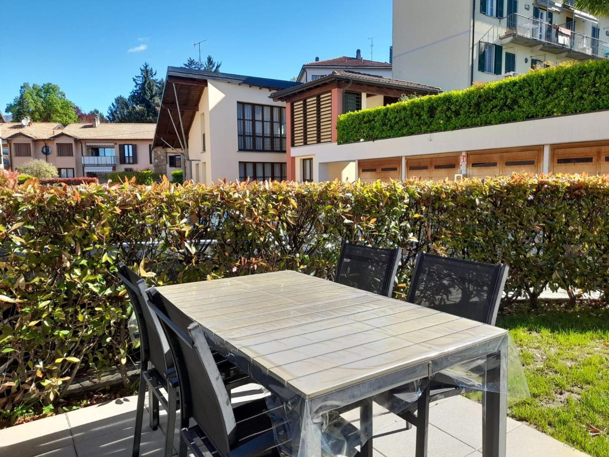 Marco Apartment - Holiday Apartment Luino Extérieur photo