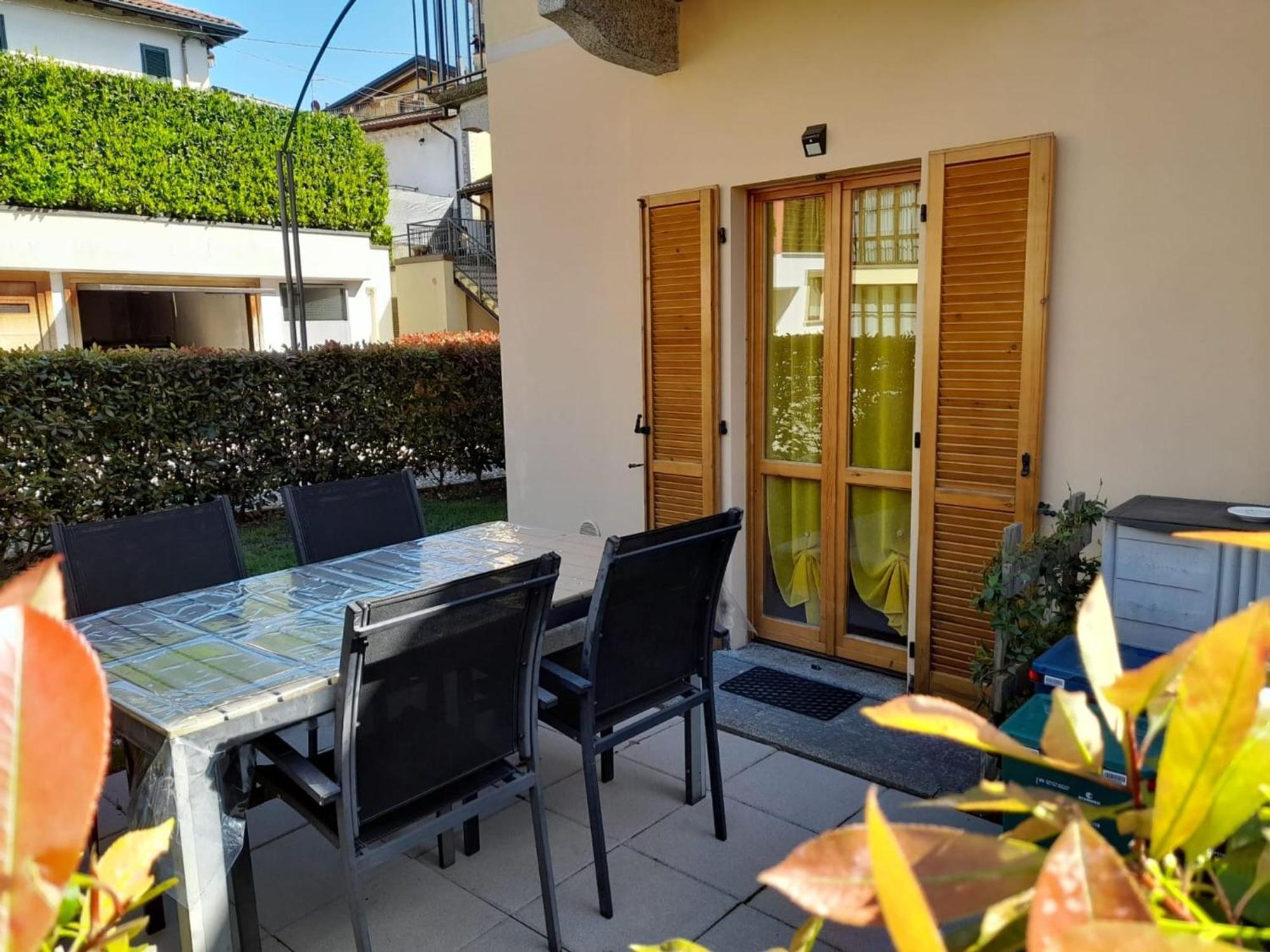 Marco Apartment - Holiday Apartment Luino Extérieur photo
